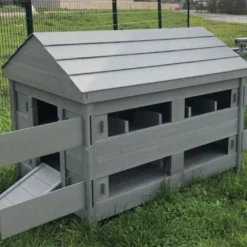 Poulailler 10 Poules En Composite Polymab Recyclé – 150 X 110 X 118 Cm