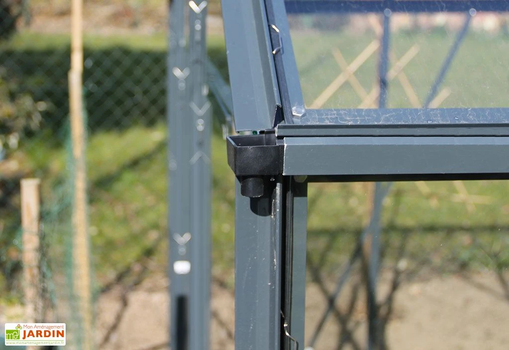 Serre De Jardin En Verre Trempé Grise Avec Base 5,77 M² – Image 4