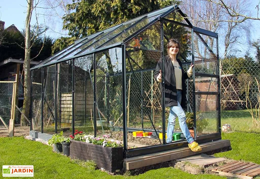 Serre De Jardin En Verre Trempé Grise Avec Base 4,65 M²
